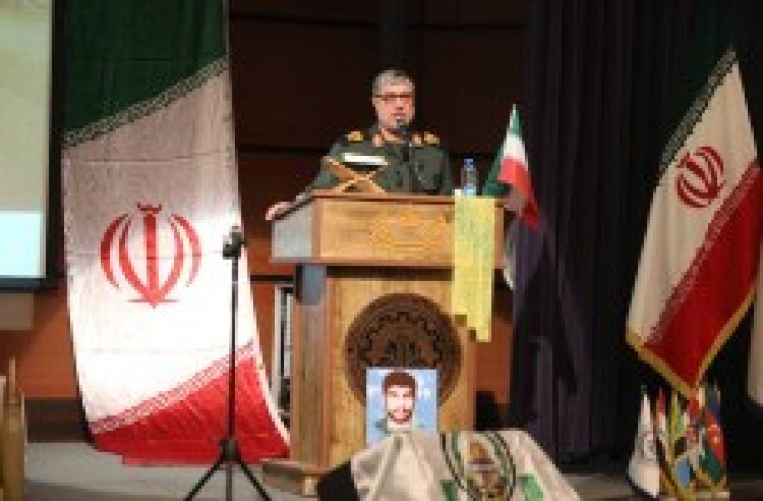دفاع مقدس گنجی پایان‌ناپذیر و مایه اقتدار ایران اسلامی است