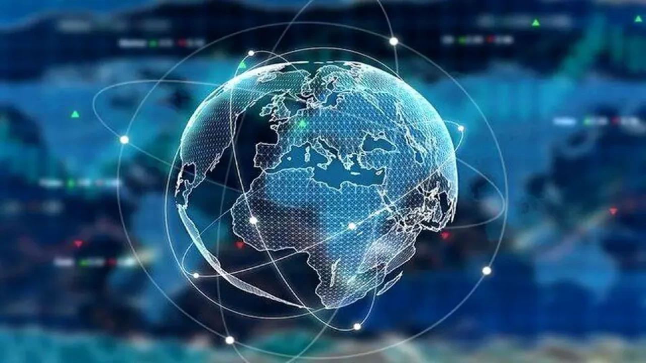 ستون حیاتی ارتباطات در آستانه فرسودگی