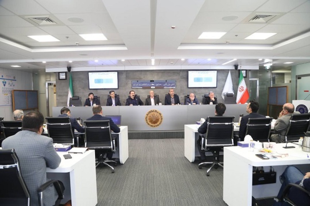 تاکید مدیرعامل تاپیکو بر اجرای قانون حداکثر استفاده از توان تولیدی و خدماتی داخل کشور