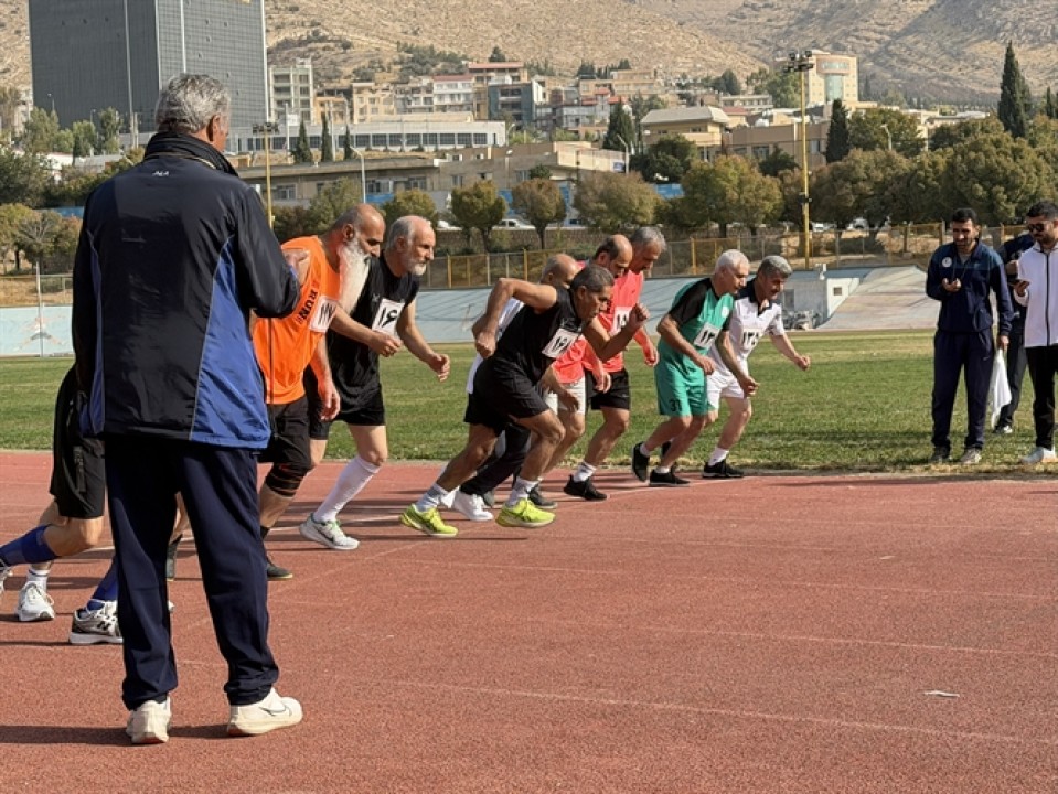 درخشش پیشکسوتان پتروشیمی پارس در المپیاد فرهنگی‌ورزشی شیراز+اسامی مدال آوران