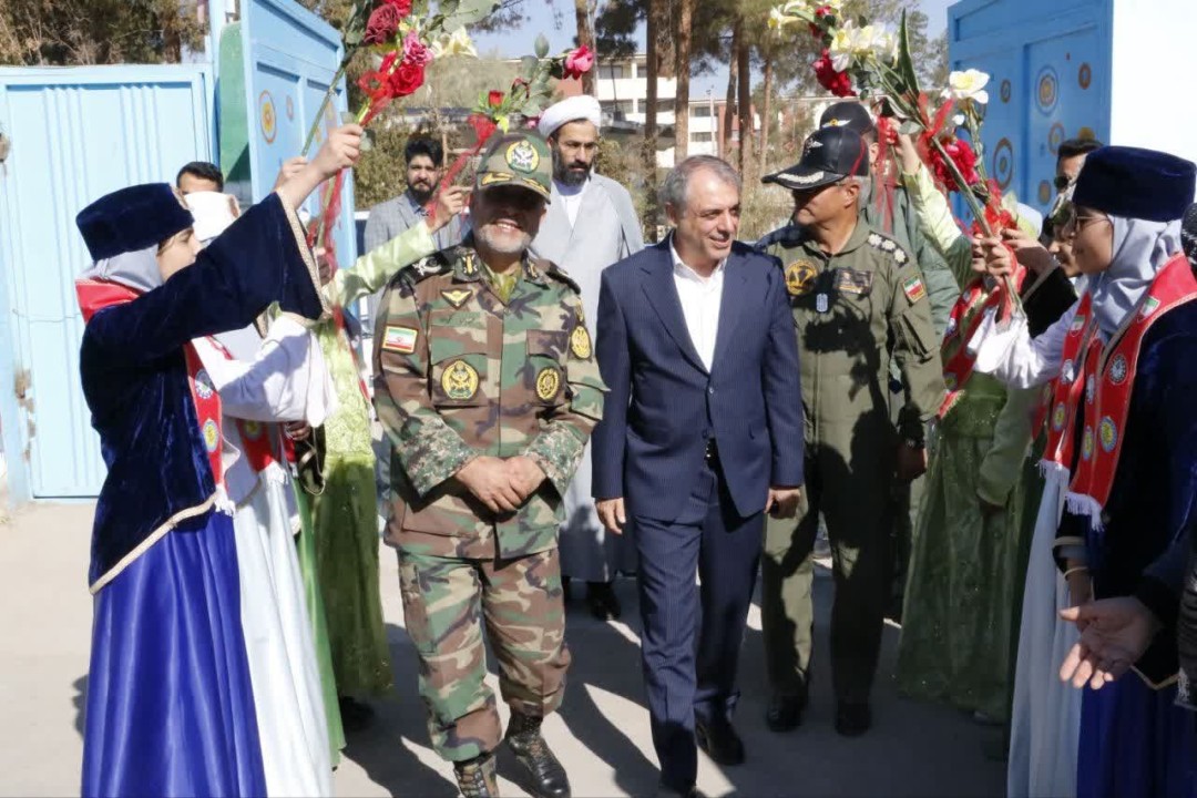طنین "زنگ بیمه" حکمت صبا در کرمان